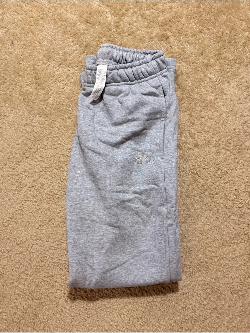 ALO Yoga Light Gray Sweatpants - Soft Fleece Joggers